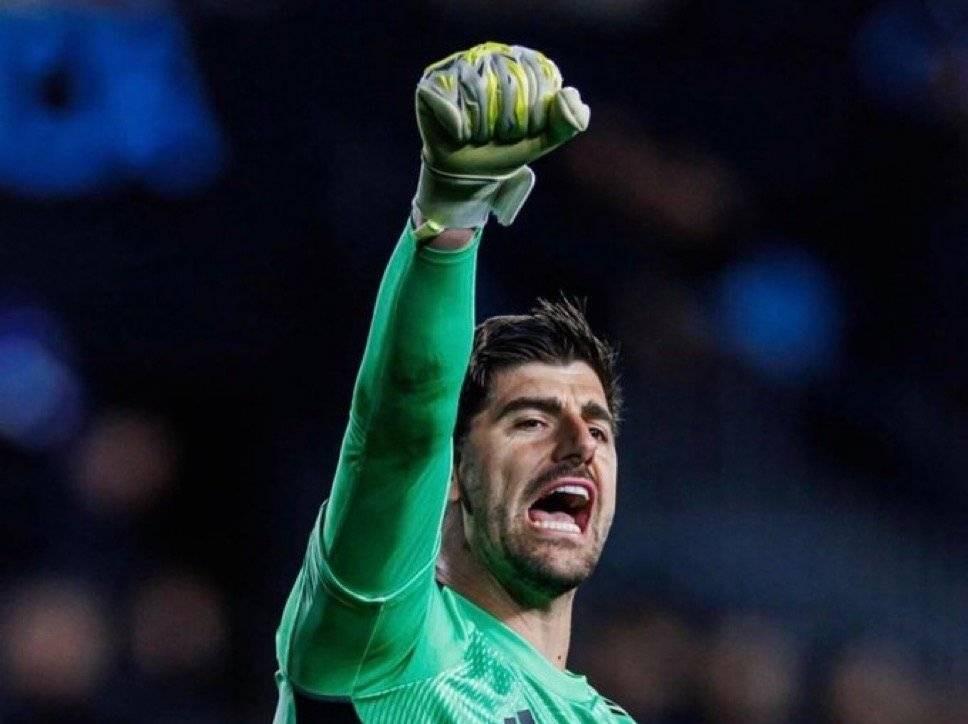 开云电竞大平台-助攻型门将?库尔图瓦成为首位单赛季欧冠送上2+助攻的门将